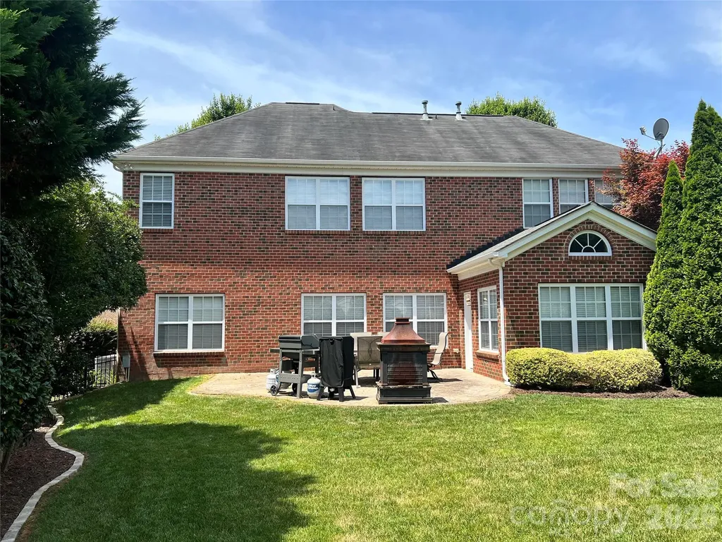 2305 Barrington Ridge Drive Waxhaw NC 28173
