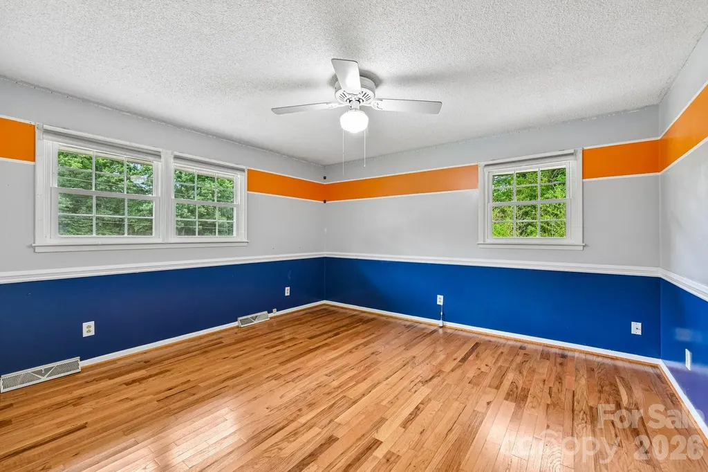 8417 Rolling Hills Avenue Hickory NC 28602