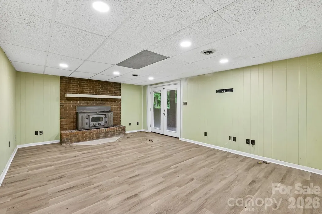 8417 Rolling Hills Avenue Hickory NC 28602