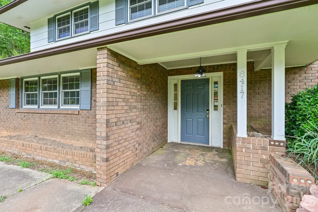 8417 Rolling Hills Avenue Hickory NC 28602