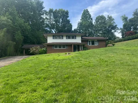 8417 Rolling Hills Avenue Hickory NC 28602