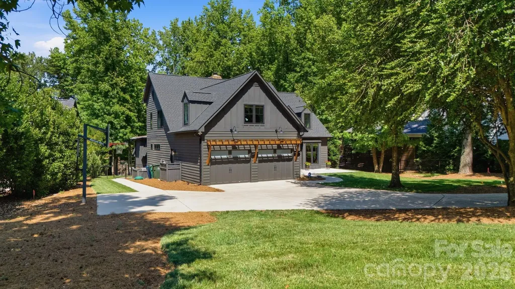 19624 Meta Road Cornelius NC 28031