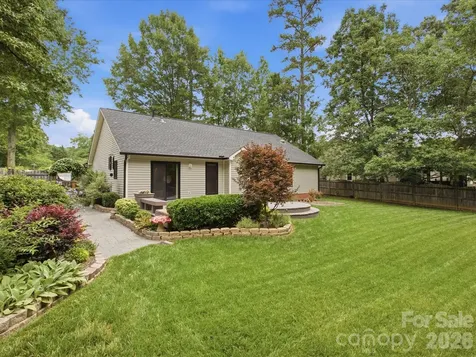 1102 Slate Ridge Road Matthews NC 28104