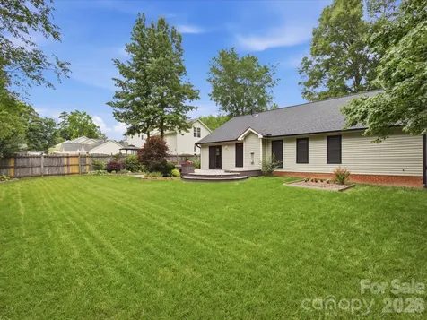 1102 Slate Ridge Road Matthews NC 28104