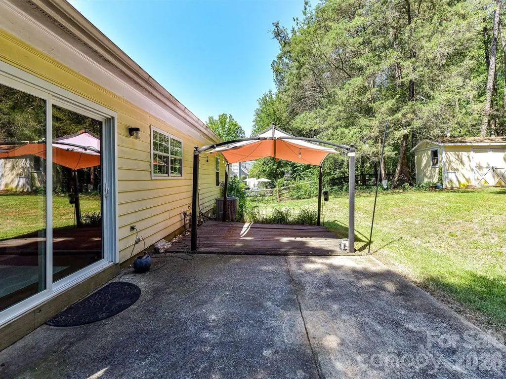 13421 Baker Mills Road Pineville NC 28134