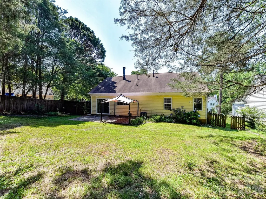 13421 Baker Mills Road Pineville NC 28134