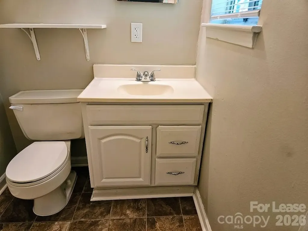 6815 Water Mill Court Charlotte NC 28215