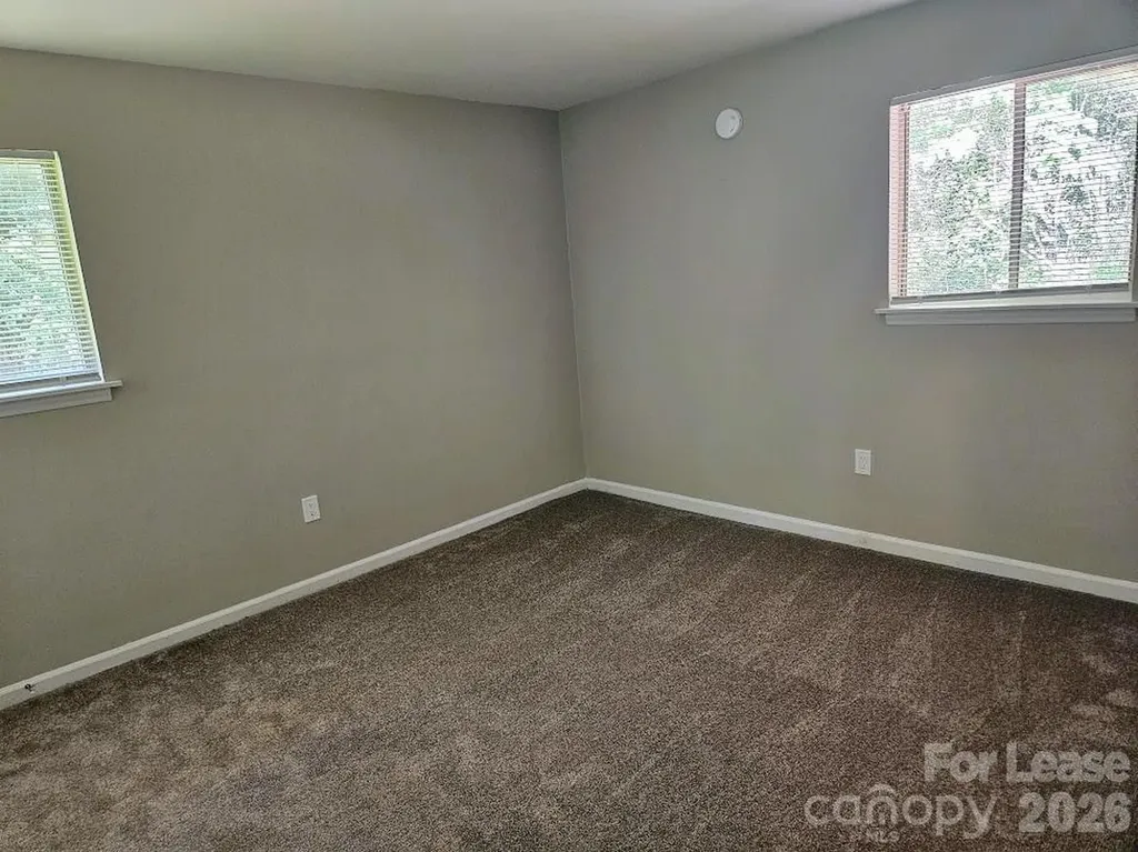 6815 Water Mill Court Charlotte NC 28215