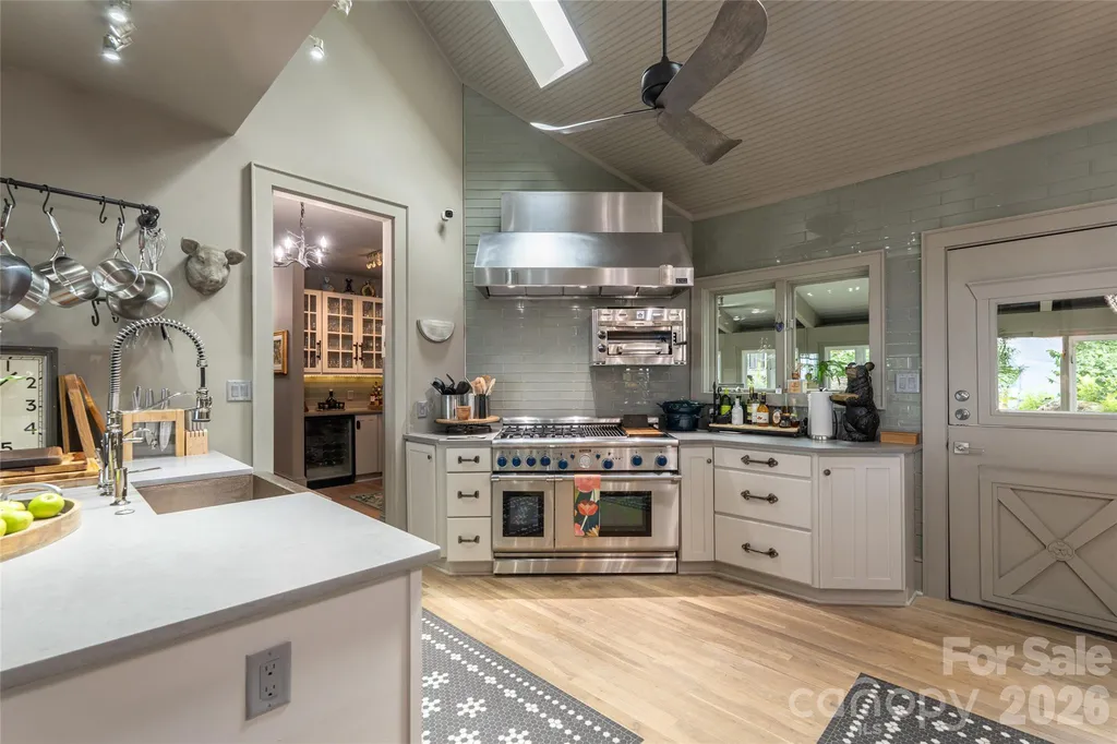 145 Kalmia Drive Asheville NC 28804