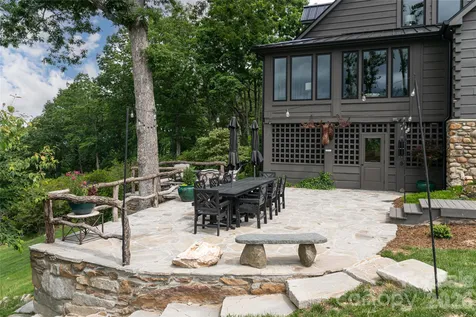 145 Kalmia Drive Asheville NC 28804