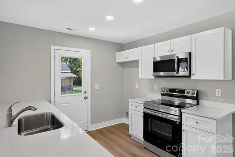157 Third Street E Gaffney SC 29340