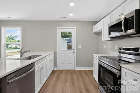 157 Third Street E Gaffney SC 29340