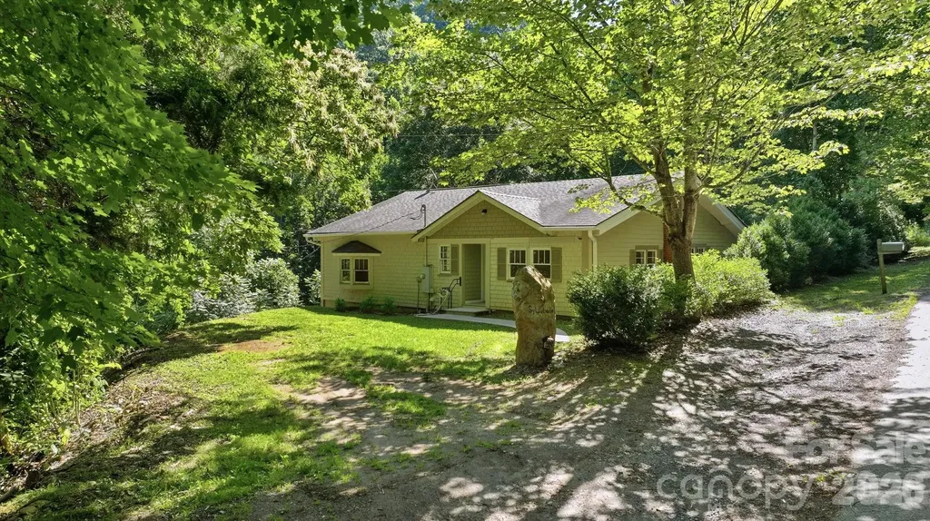 583 Dark Ridge Road Sylva NC 28779