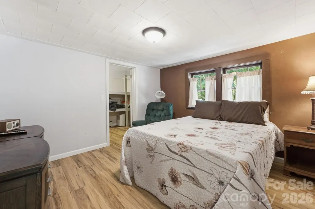 583 Dark Ridge Road Sylva NC 28779