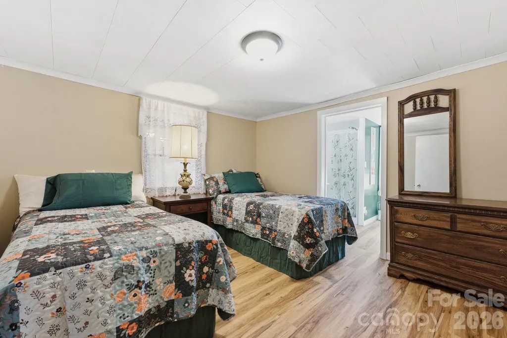 583 Dark Ridge Road Sylva NC 28779