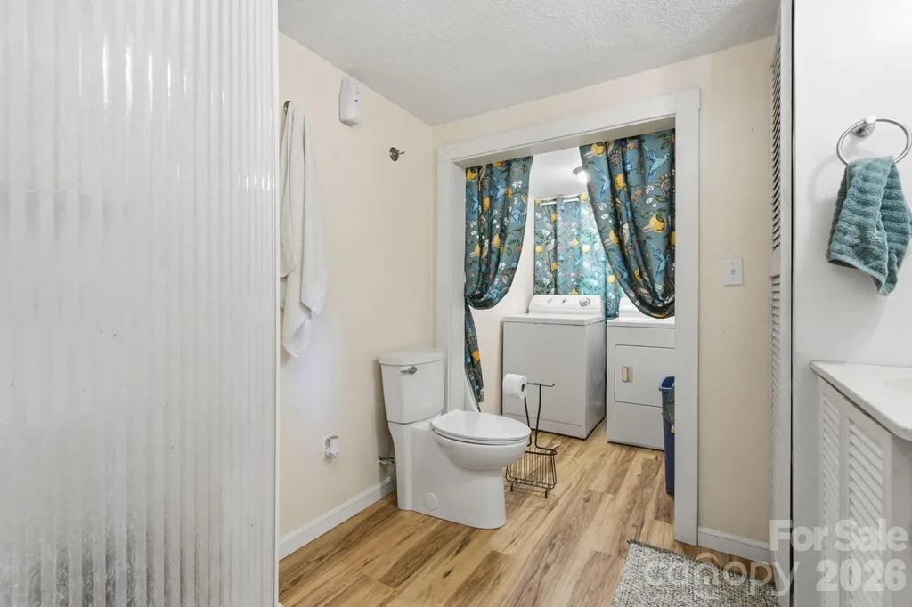 583 Dark Ridge Road Sylva NC 28779