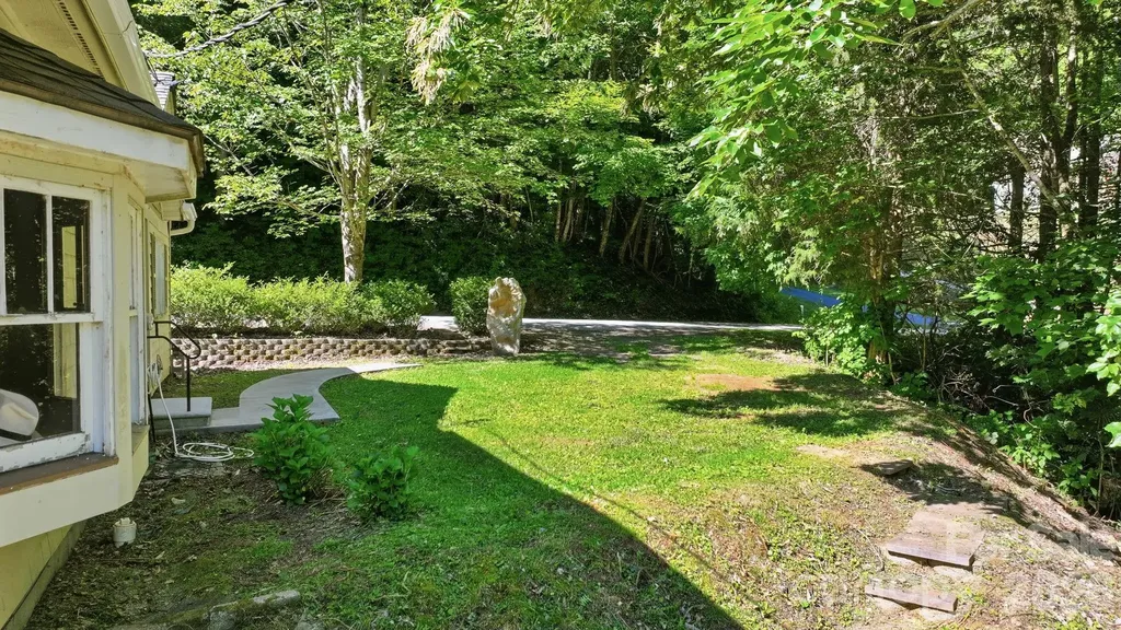 583 Dark Ridge Road Sylva NC 28779