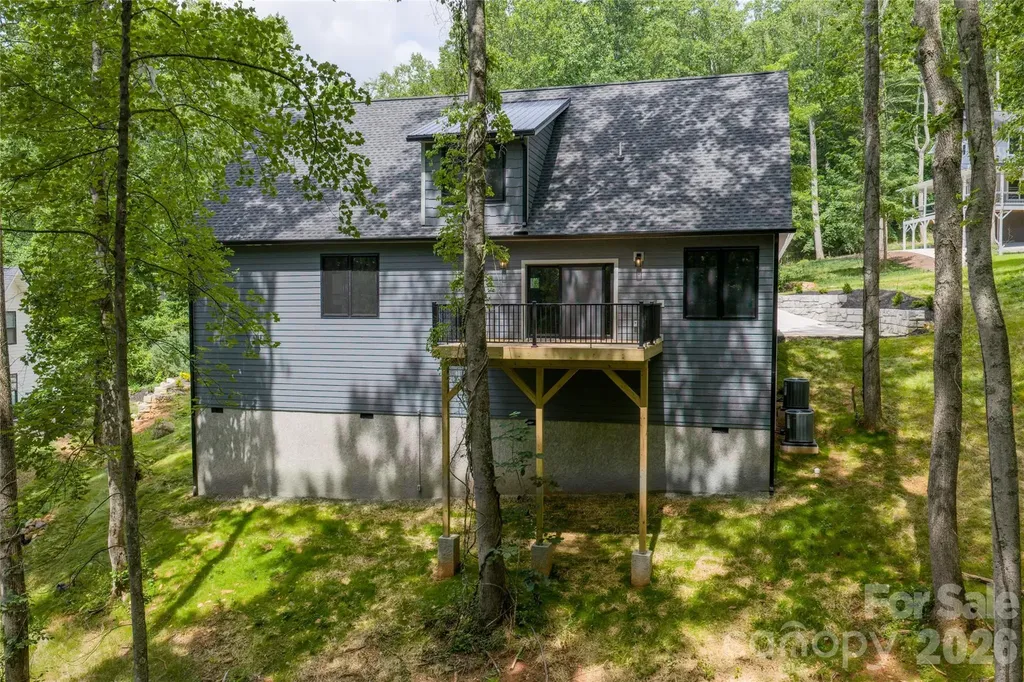 61 Bamboo Trail Candler NC 28715