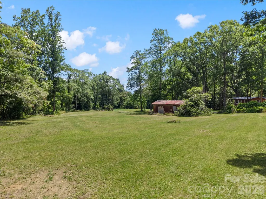 563 Burgess Road Mill Spring NC 28756