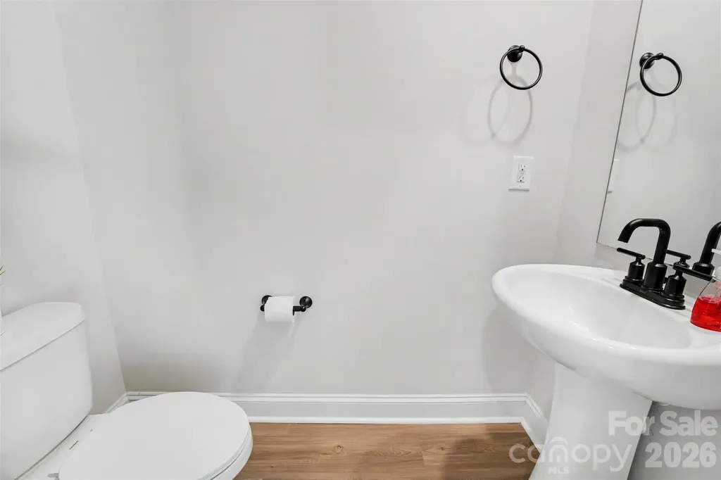 123 Brixham Loop Troutman NC 28166