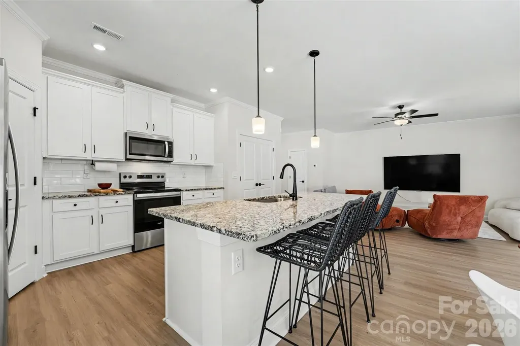 123 Brixham Loop Troutman NC 28166