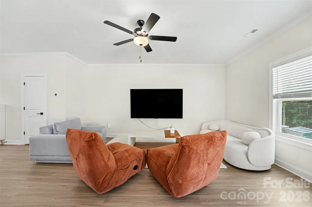 123 Brixham Loop Troutman NC 28166