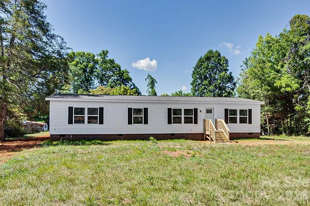 1848 Brittany Trail Pleasant Garden NC 27313