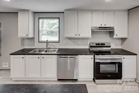 1848 Brittany Trail Pleasant Garden NC 27313