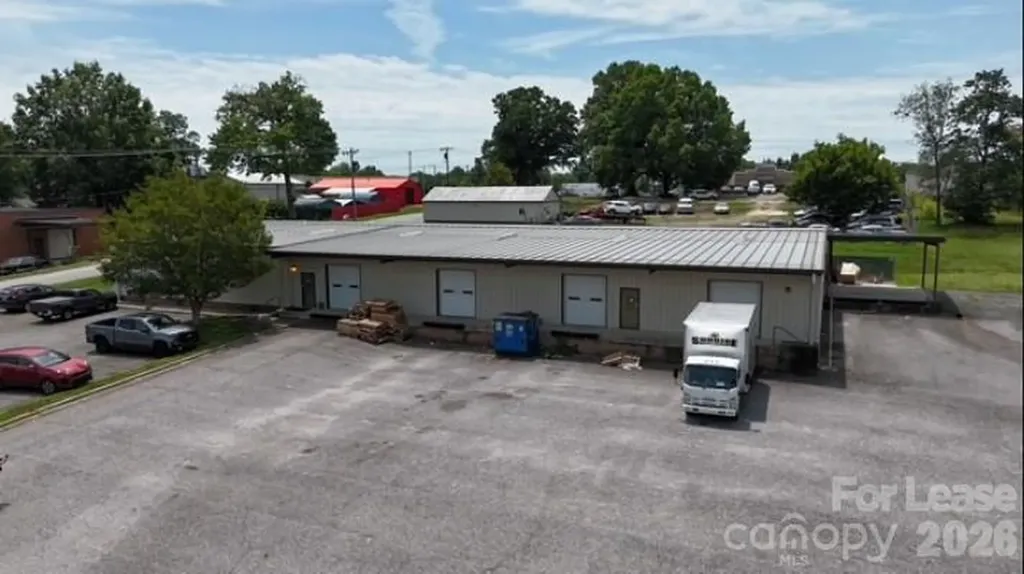 909 10th Street NE Hickory NC 28601