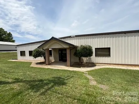 909 10th Street NE Hickory NC 28601