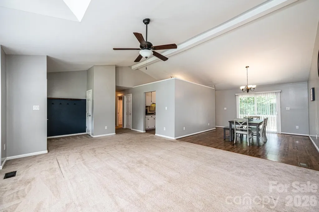 4158 Arrowhead Drive NE Hickory NC 28601