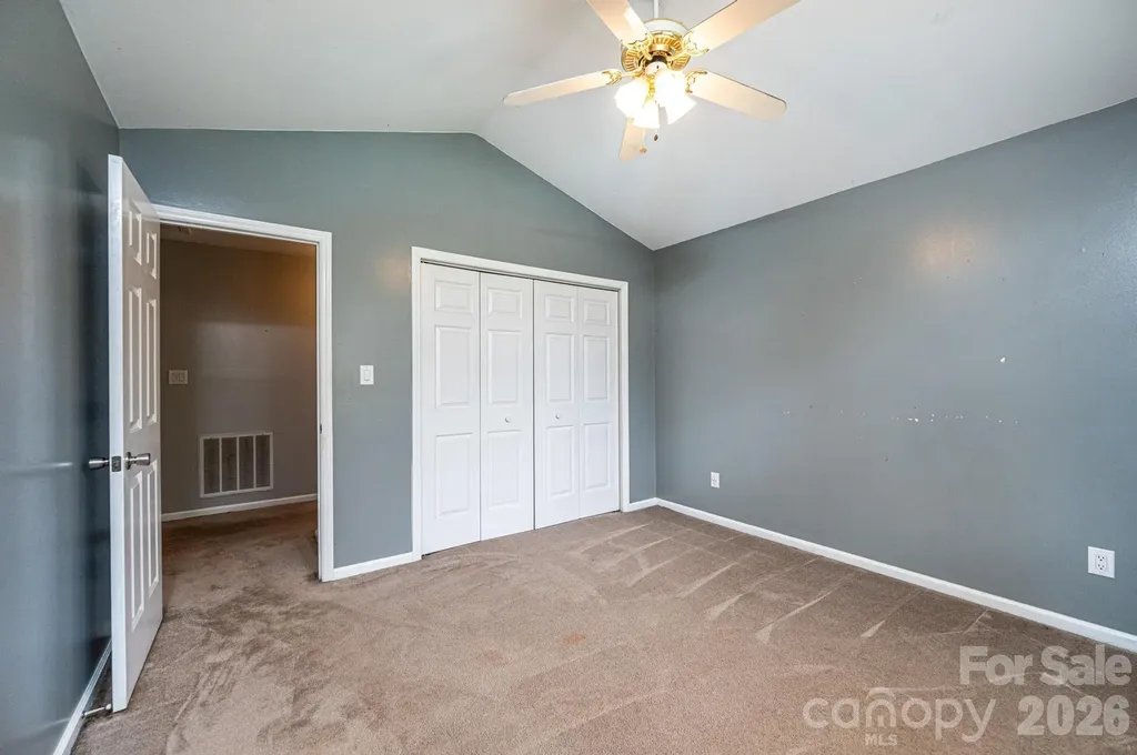 4158 Arrowhead Drive NE Hickory NC 28601