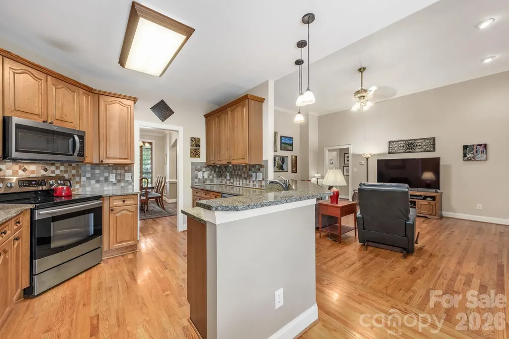 7032 Kidwelly Lane Matthews NC 28104