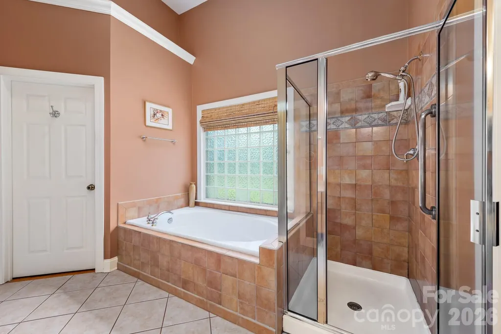 7032 Kidwelly Lane Matthews NC 28104