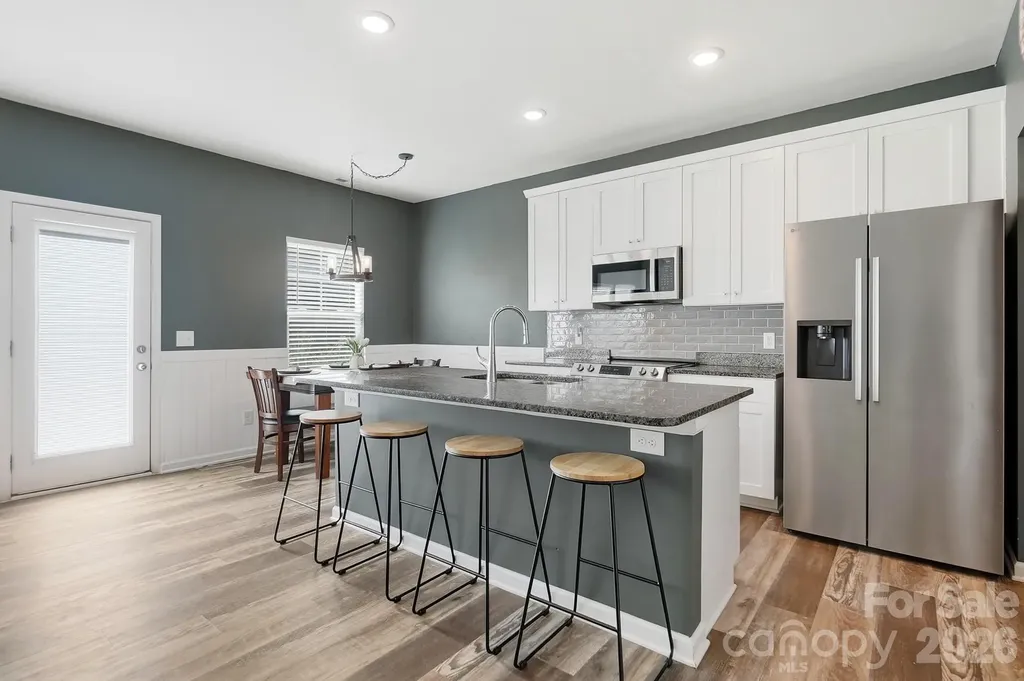 174 E Panther Creek Road Troutman NC 28166