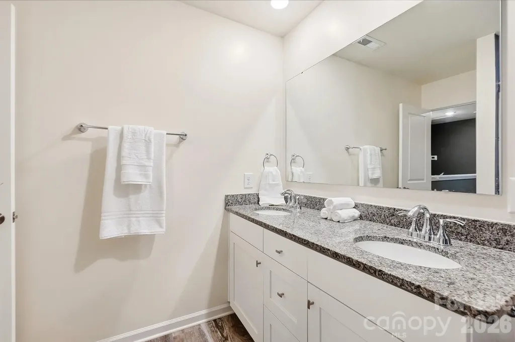 174 E Panther Creek Road Troutman NC 28166