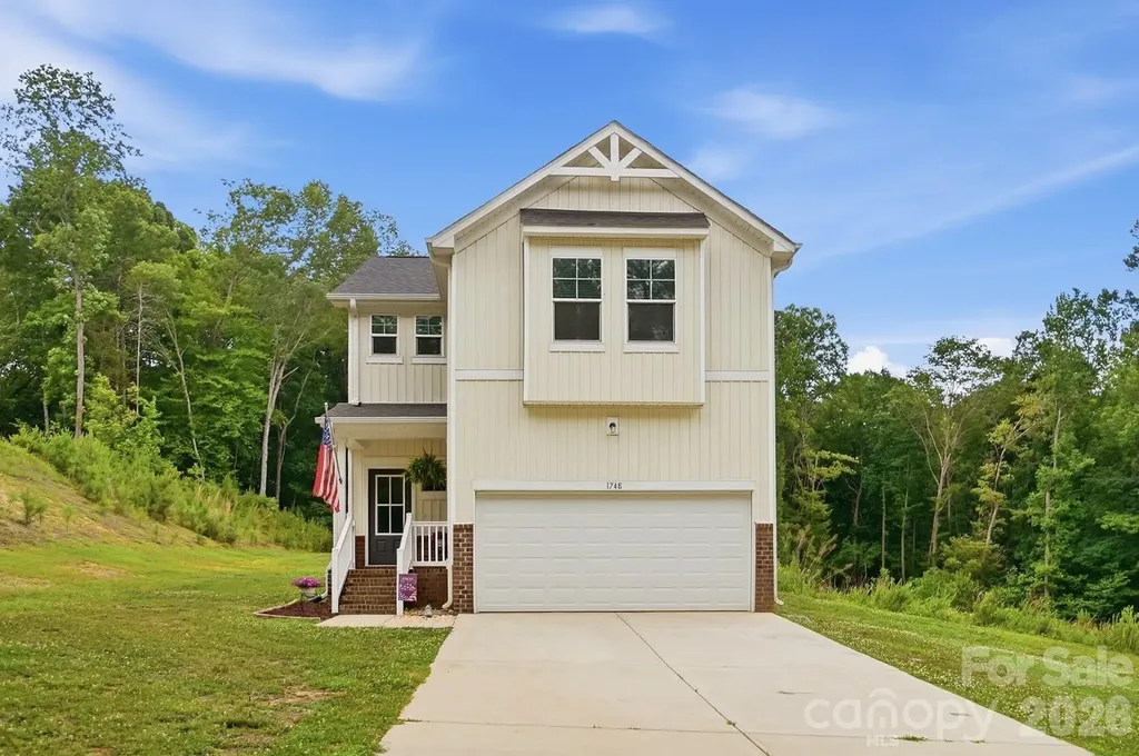 174 E Panther Creek Road Troutman NC 28166