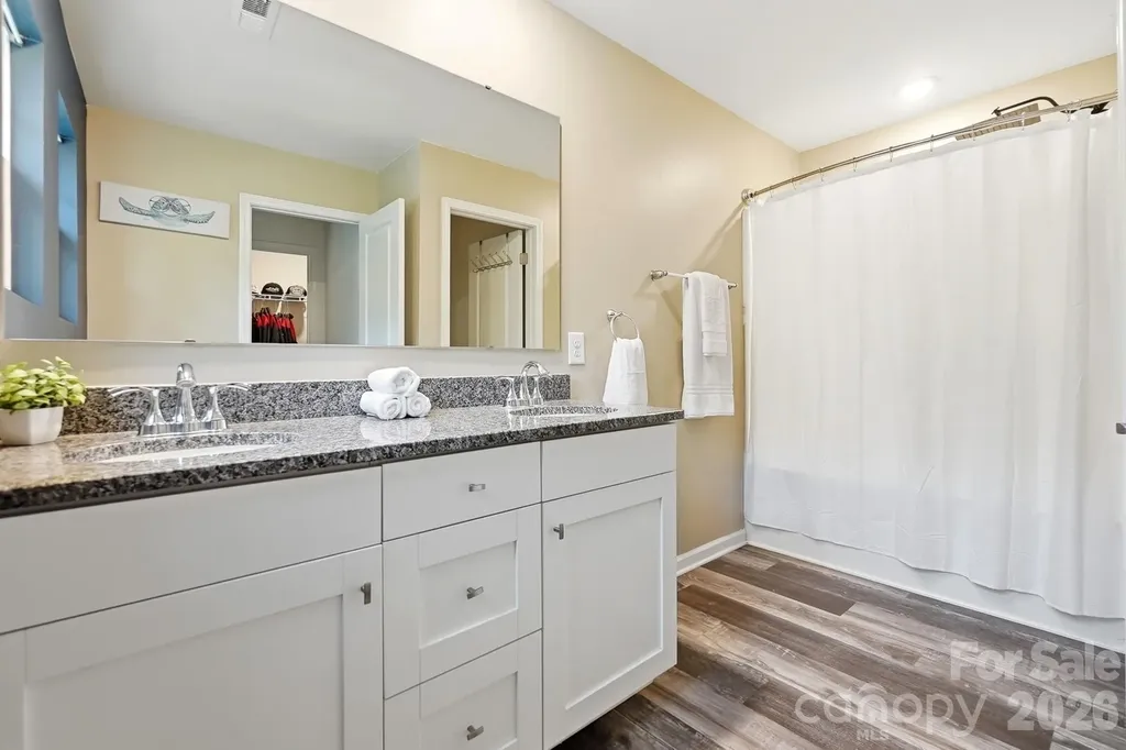 174 E Panther Creek Road Troutman NC 28166
