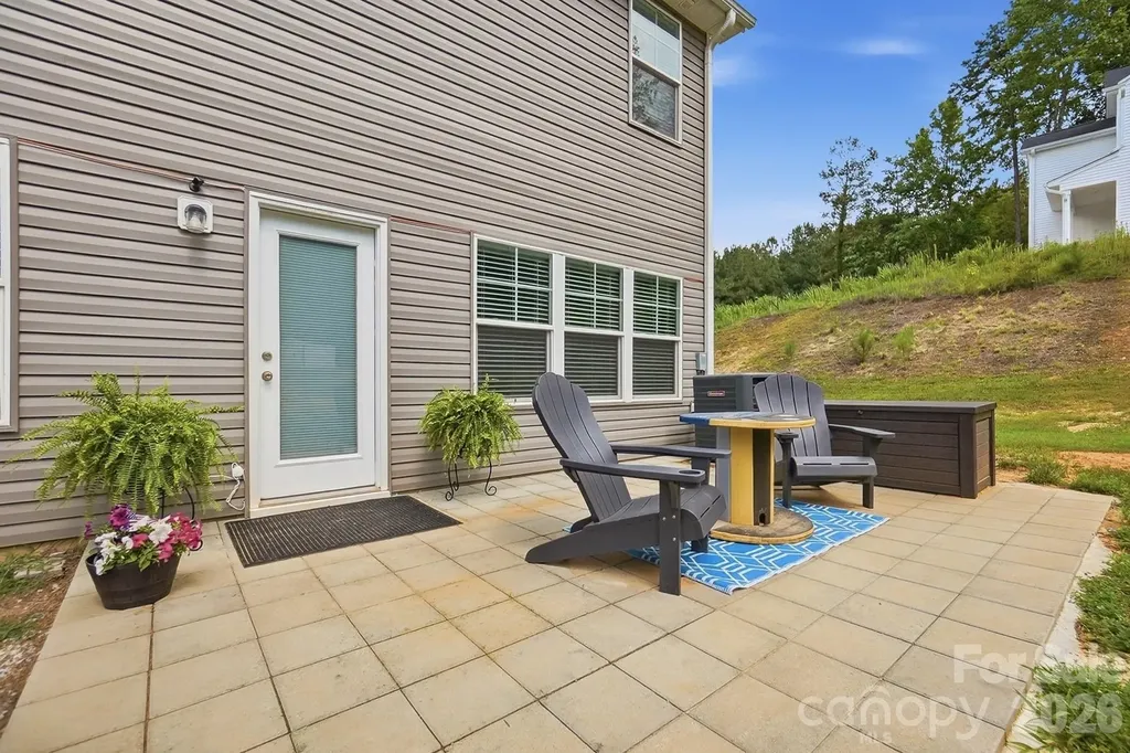174 E Panther Creek Road Troutman NC 28166