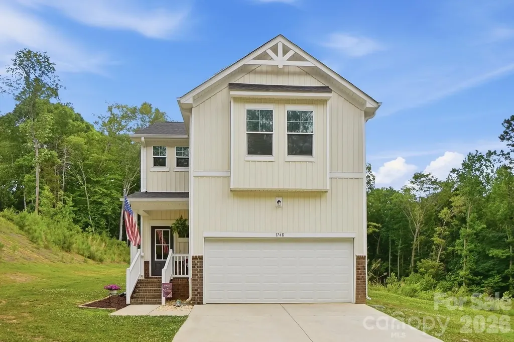174 E Panther Creek Road Troutman NC 28166