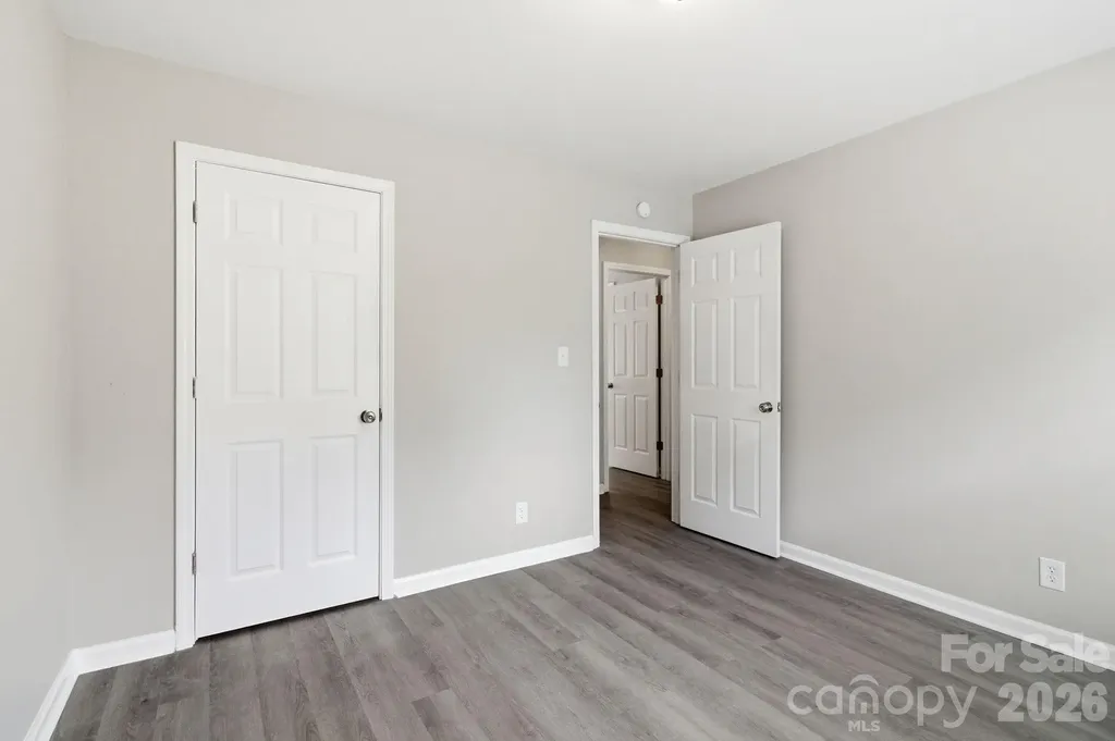 2732 Thornton Road Charlotte NC 28208