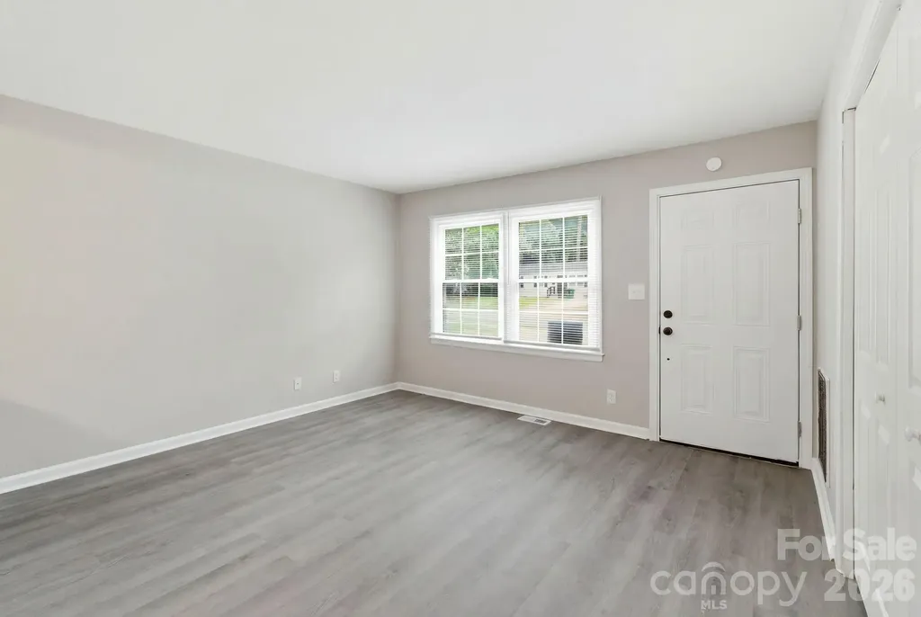 2732 Thornton Road Charlotte NC 28208