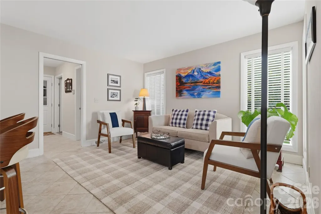 2402 Beaucatcher Lane Charlotte NC 28270