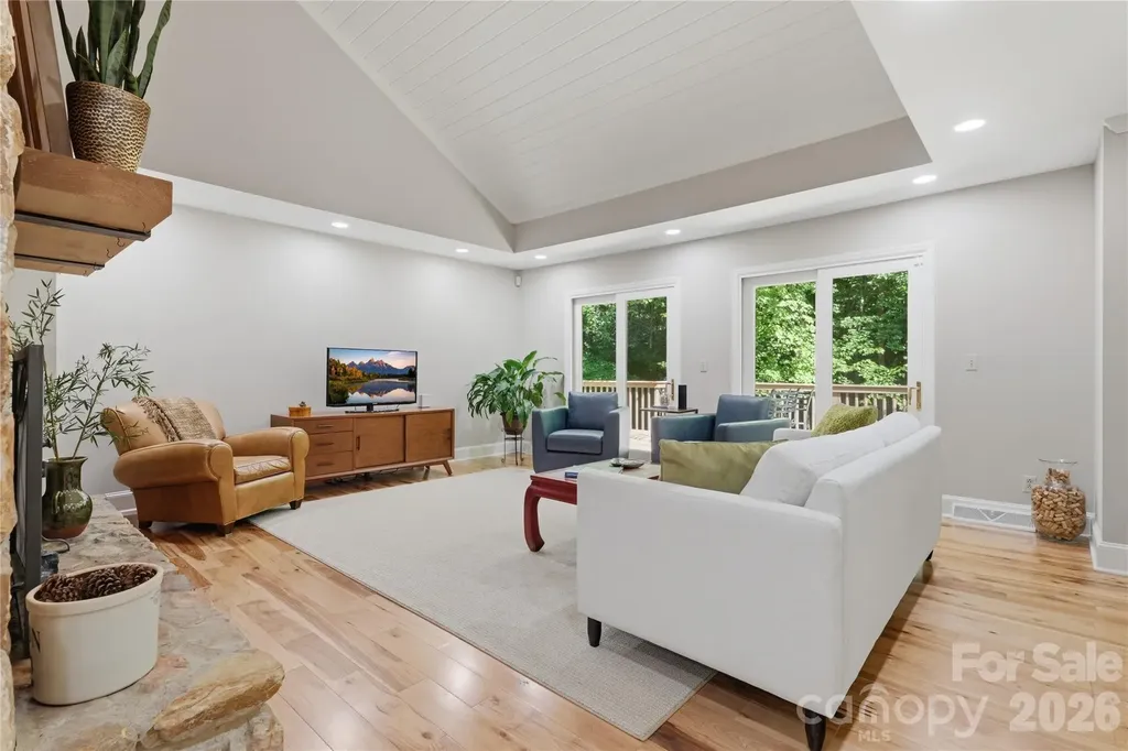 2402 Beaucatcher Lane Charlotte NC 28270