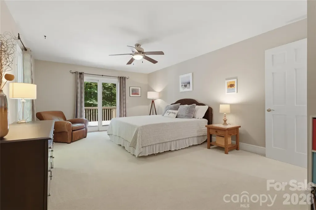 2402 Beaucatcher Lane Charlotte NC 28270