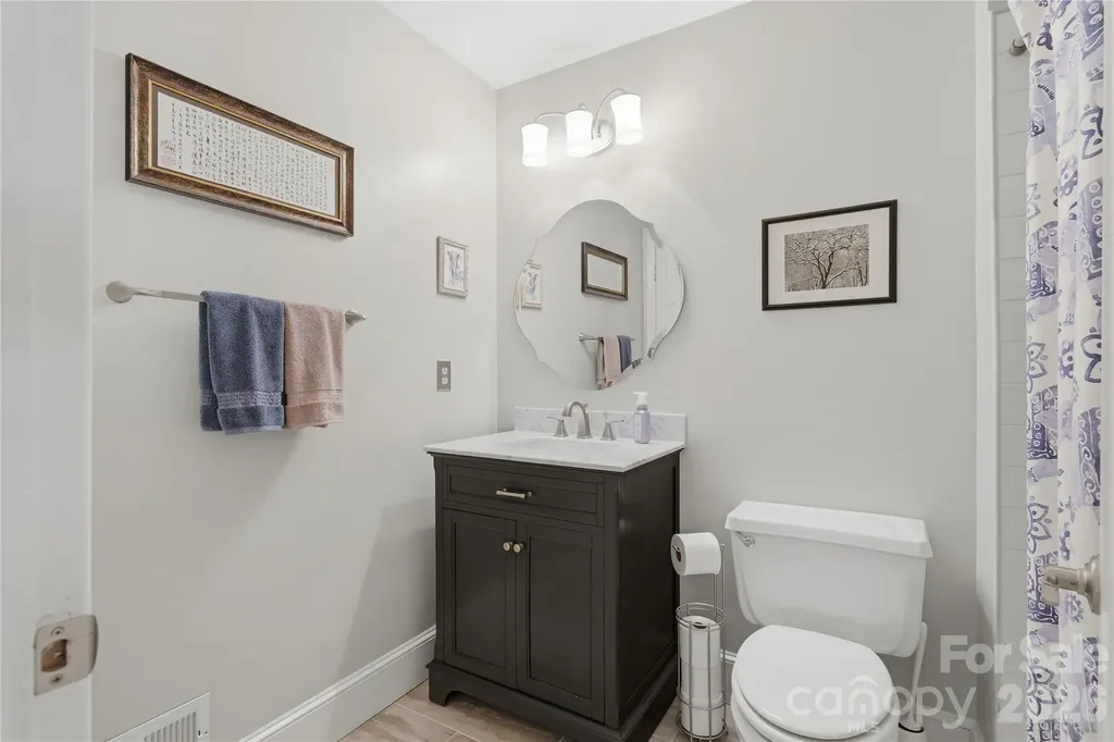2402 Beaucatcher Lane Charlotte NC 28270