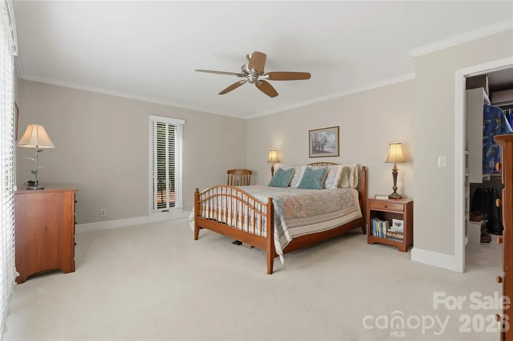 2402 Beaucatcher Lane Charlotte NC 28270