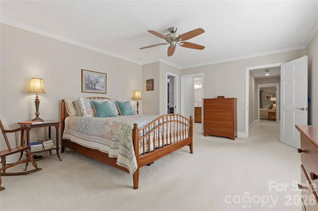 2402 Beaucatcher Lane Charlotte NC 28270