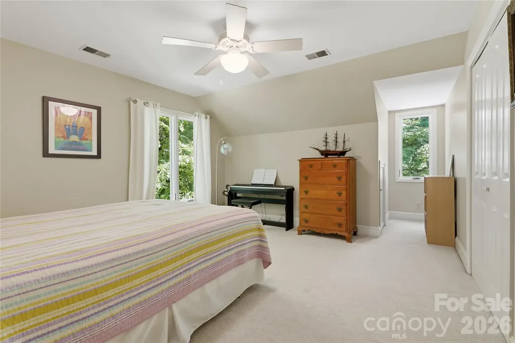 2402 Beaucatcher Lane Charlotte NC 28270