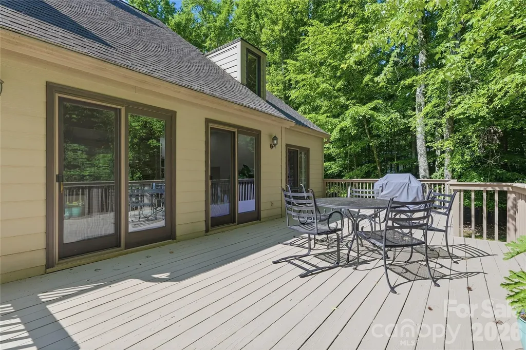 2402 Beaucatcher Lane Charlotte NC 28270